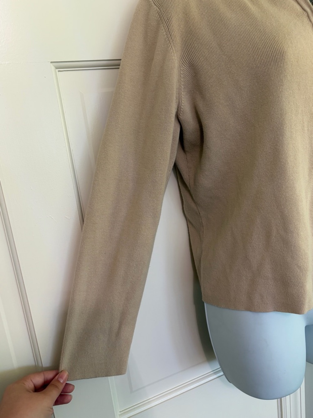 Women's Lightweight Zip-Up Utility Jacket in Beige - Picture 2 of 5